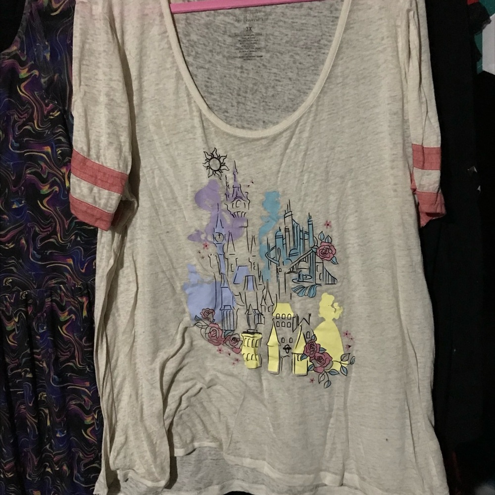 Her Universe disney Tee